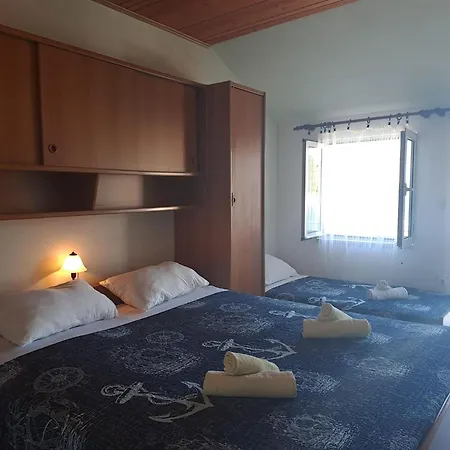 Charming Entire In Raie With Security And Comfort Appartement *
